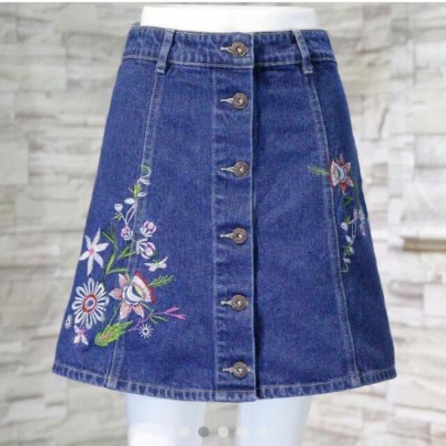 CHÂN VÁY JEAN VÁY DENIM THÊU HOA XUẤT KHẨU GIÁ RẺ