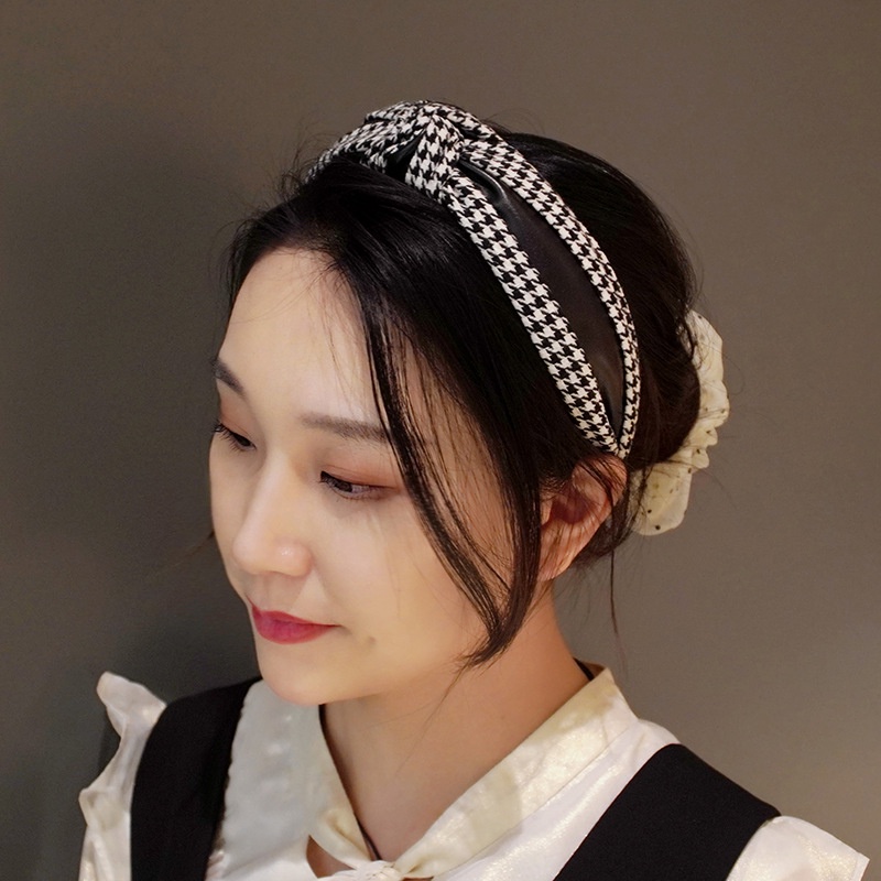 Cài tóc nữ thời trang turban màu da den phối họa tiết caro cá tính bờm tóc