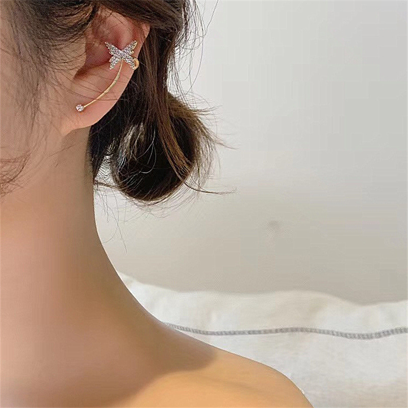 Khuyên tai hình bướm đính đá Zircon phong cách Hàn Quốc