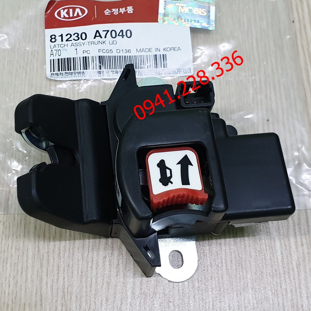 Ổ khoá ngậm cốp hậu Kia K3,Cerato chinh hãng