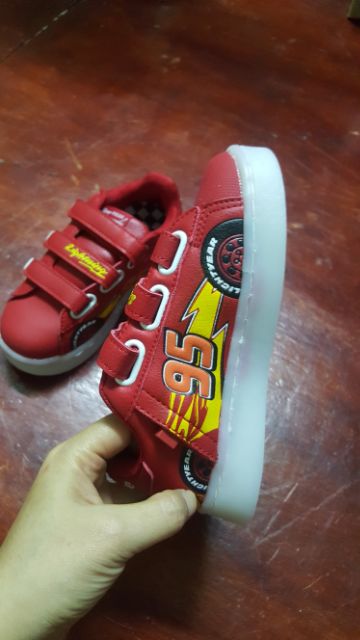 THANH LÝ GIÀY BÉ TRAI DƯ XỊN