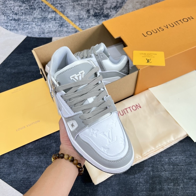 GIÀY L.V TRAINER SNEAKER WHITE GREY LAI AU
