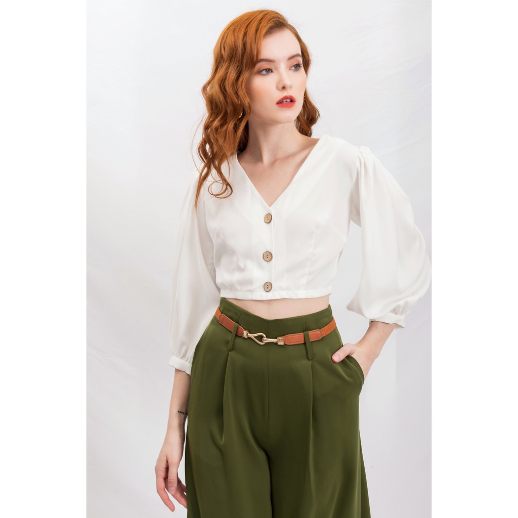Áo croptop cổ V, tay lửng Gunich