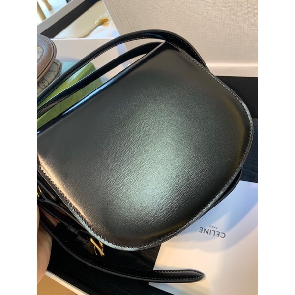 Túi celine bán nguyệt