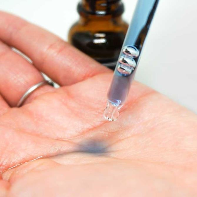 Serum Klairs Midnight Blue Youth Activating Drop 20ml giúp dưỡng ẩm và phục hồi da | BigBuy360 - bigbuy360.vn