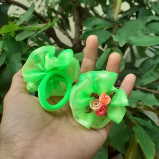 Một cặp cột tóc vải hoa hồng cho bé (mã XX)