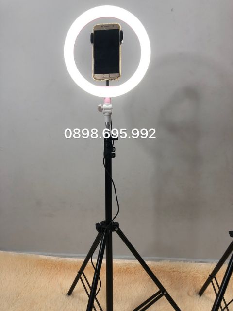 Cây đèn makeup Cây live stream có đèn đường kính 26cm điều chỉnh độ cao lên đến 2m3