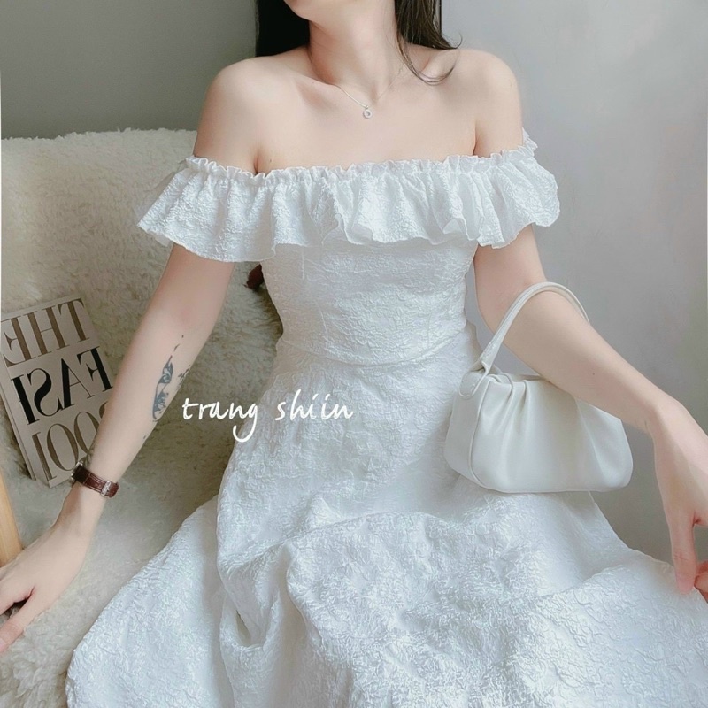 ĐẦM HOA 2S RỚT VAI BÈO