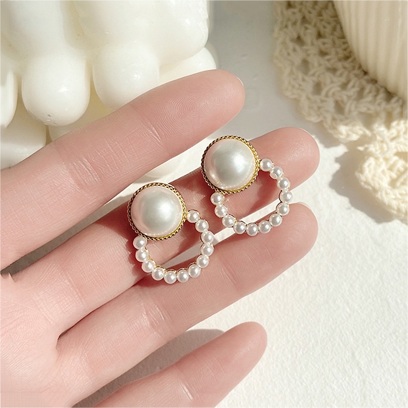 Bông tai xỏ lỗ tròn đính ngọc trai đơn giản phong cách retro Hàn Quốc cho nữ