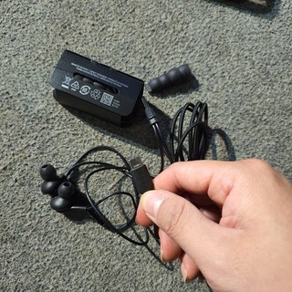 Tai nghe S8, Note 9, Note 10 AKG bóc máy tặng kèm hộp đựng