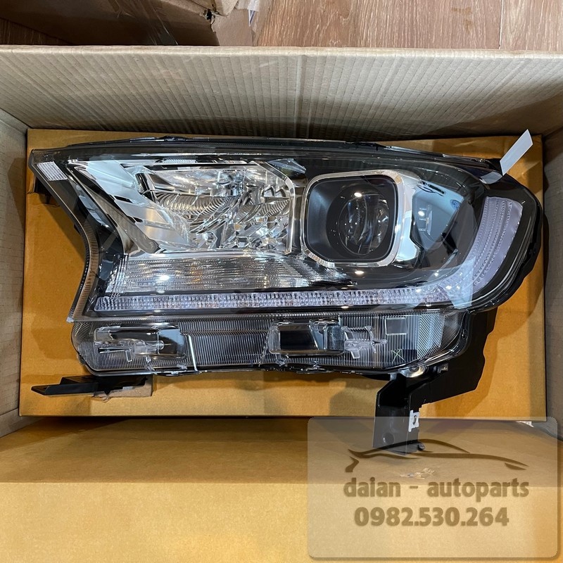Đèn pha Ford Ranger Wildtrak Biturbo 2020 - JB3Z13008AM - JB3Z13008AH
