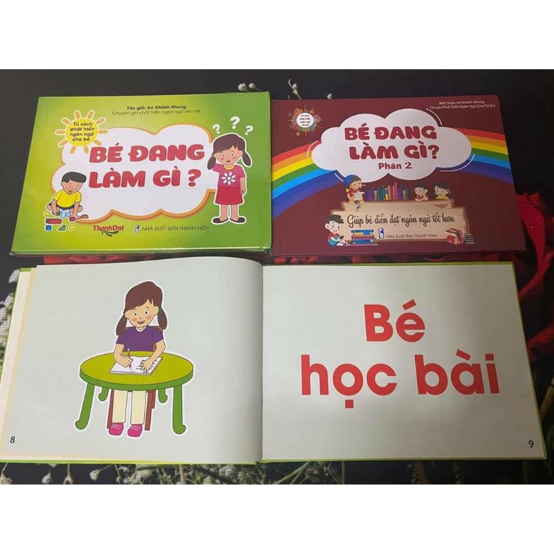 Hót Combo 2 quyển bé đang làm gì hot