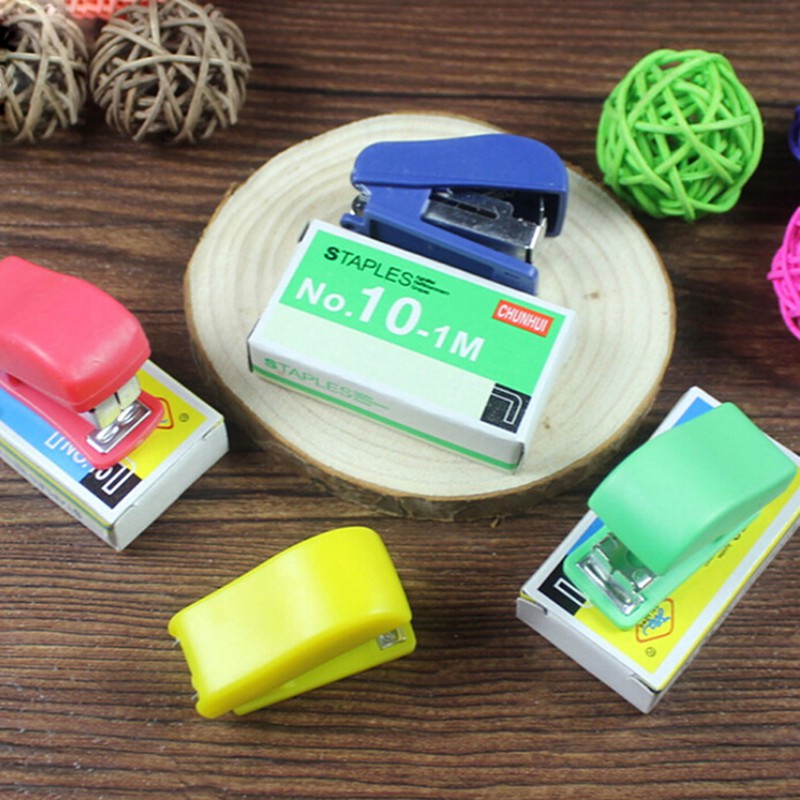 Dụng Cụ Dập Ghim Giấy Mini Tiện Dụng Cho Gia Đình / Văn Phòng