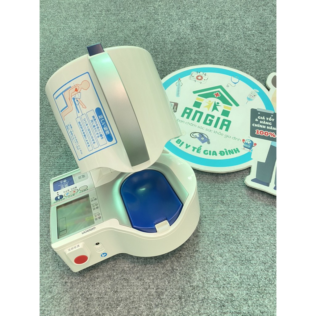 MÁY ĐO HUYẾT ÁP ĐIỆN TỬ CÁNH TAY OMRON HEM-1012