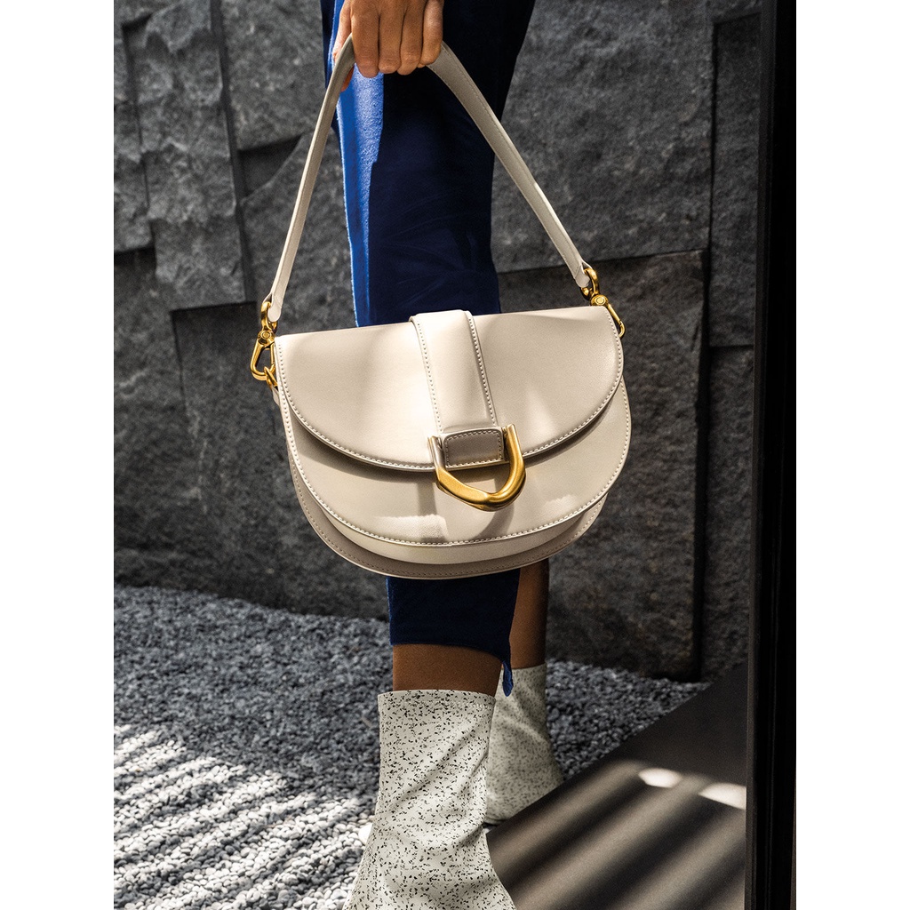 Túi xách dáng bầu yên ngựa 𝗖&𝗞 cao cấp phong cách trẻ trung - Gabine Saddle Bag