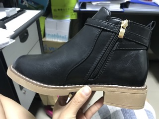 Boot da bóng Quảng Châu :3
