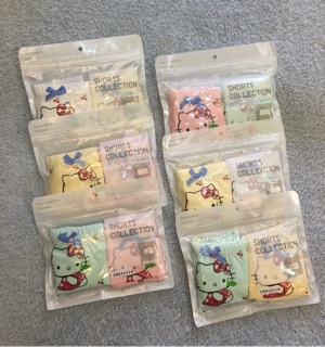 Quần chíp đùi Hello Kitty hoa