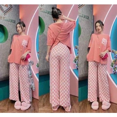 Quần ống sớ kẻ ô vuông phong cách