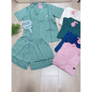Bộ pyjama đùi lụa latin freesize có túi