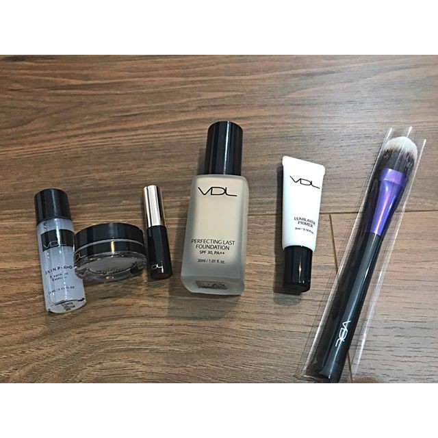 [CÓ GIỚI HẠN] SET KEM NỀN VDL PERFECTING LAST FOUNDATION SPF30 PA++