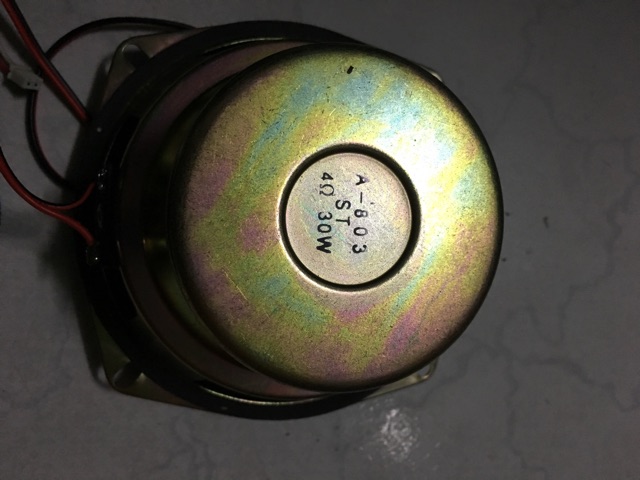 Loa sub 4 ohm 30w