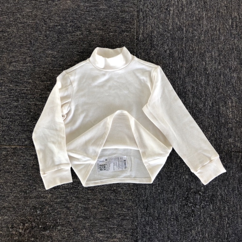 Áo bé trai và gái xuất dư