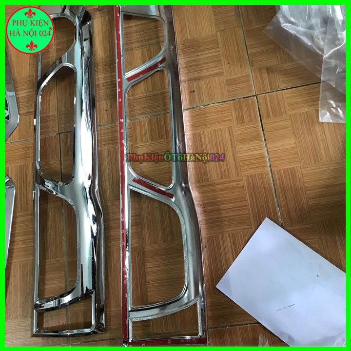 Ốp Viền Đèn Pha, Hậu Mạ Crom Cho Xe Transit 2014-2020