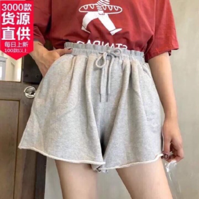 Quần đùi nữ cắt lai siêu  xinh M010