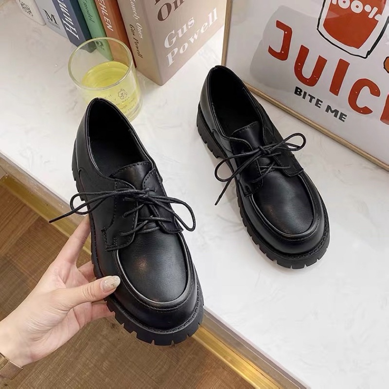 (Sẵn size 37) Giày Ulzzang buộc dây cá tính, đế cao phong cách basic, U18