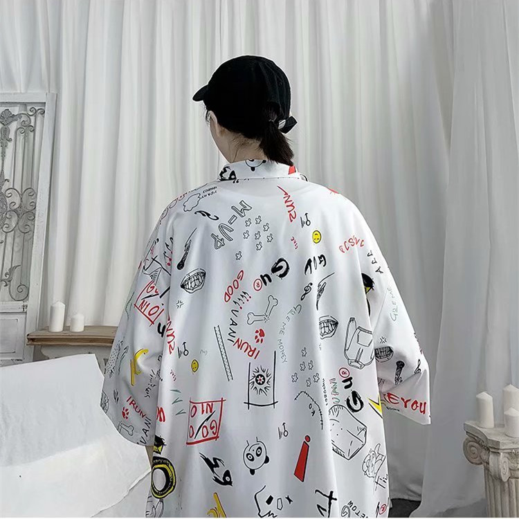 Áo sơ mi tay ngắn in hoạt hình trẻ trung cho nam