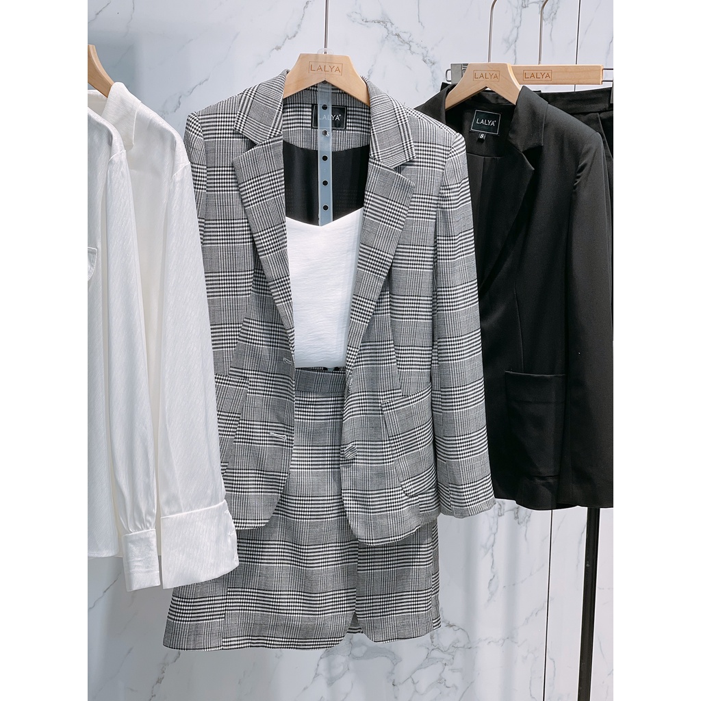 LALYA_Áo Blazer dài tay túi ốp-Kẻ | BigBuy360 - bigbuy360.vn