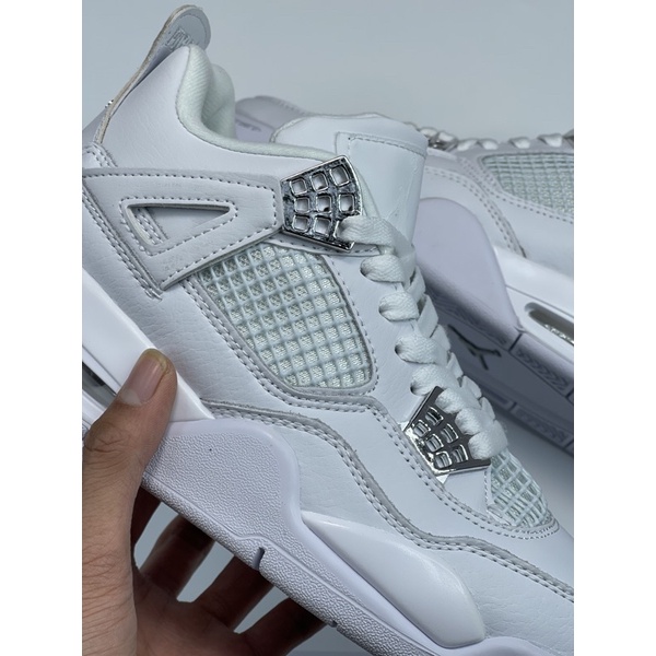 Giày Sneaker trắng dài cổ kèm phụ kiện + hộp