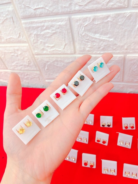 Nụ đá đủ màu