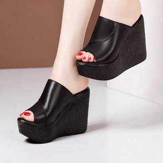  Dép đế xuồng quai ngang bản to quai viền chéo 2 màu đen và màu đỏ-đế 9cm 