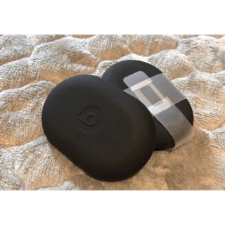 Túi đựng tai nghe Beats nhét tai