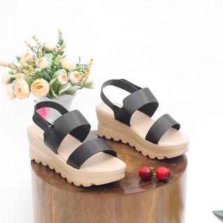 Giày Sandal Đế Xuồng 5cm Siêu Nhẹ Quai Ngang Màu Đen X425