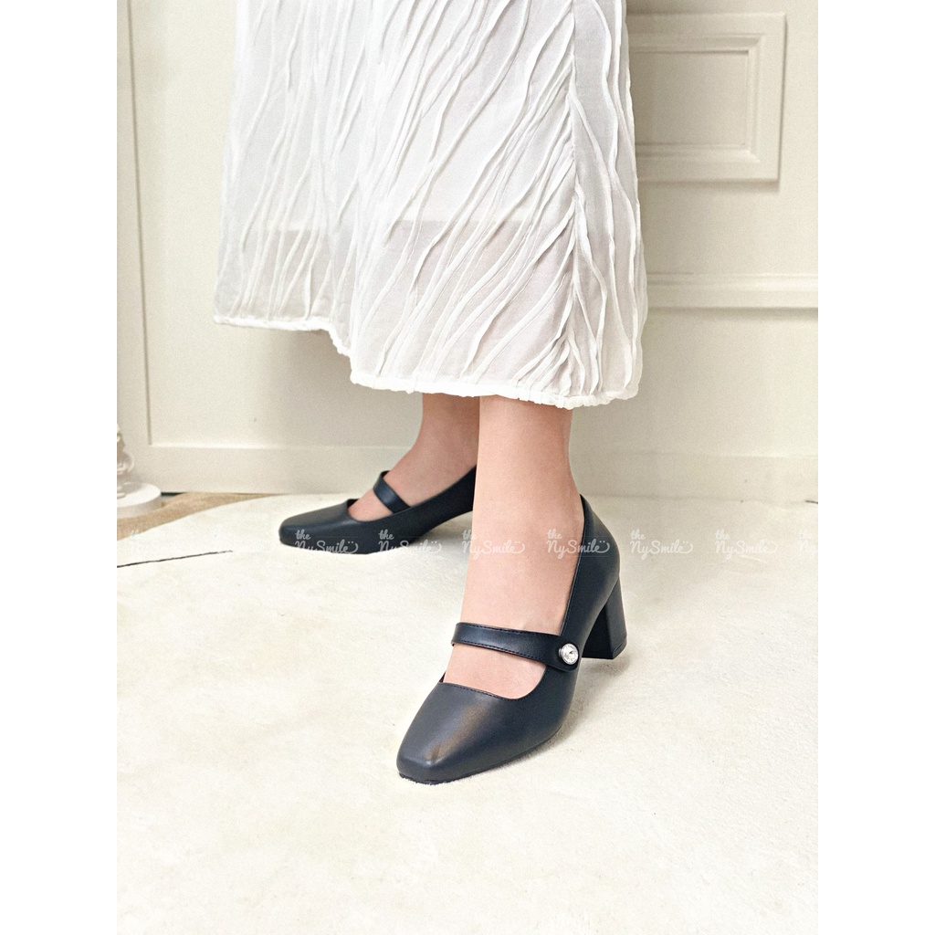 Giày cao gót 7cm bít mũi quai ngang đính ngoc hot trend 2022 GD05