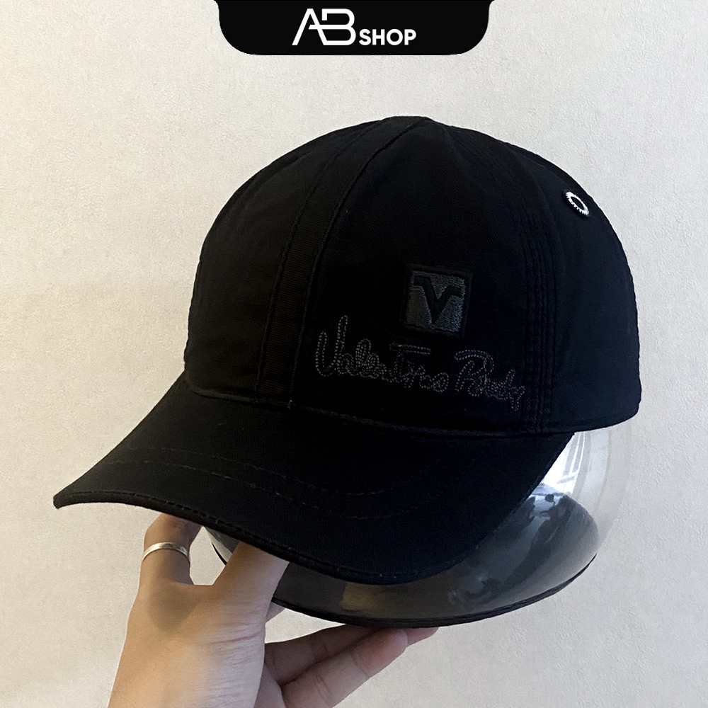 Mũ Nón Lưỡi Trai Valentino Trắng và Đen