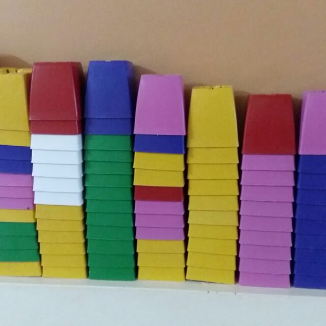 Chậu  vuông  trồng cây