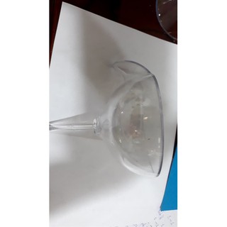 Ly Mỏ Vịt Tháp Ly