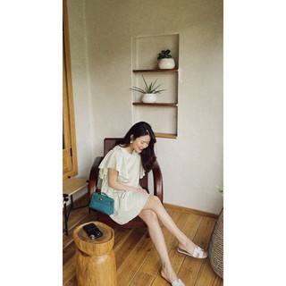 Đầm suông đũi tay bèo