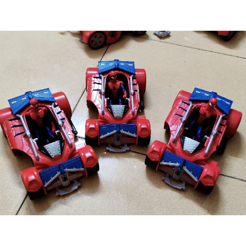 Siêu xe ô tô và người nhện spider man chính hãng xuất dư
