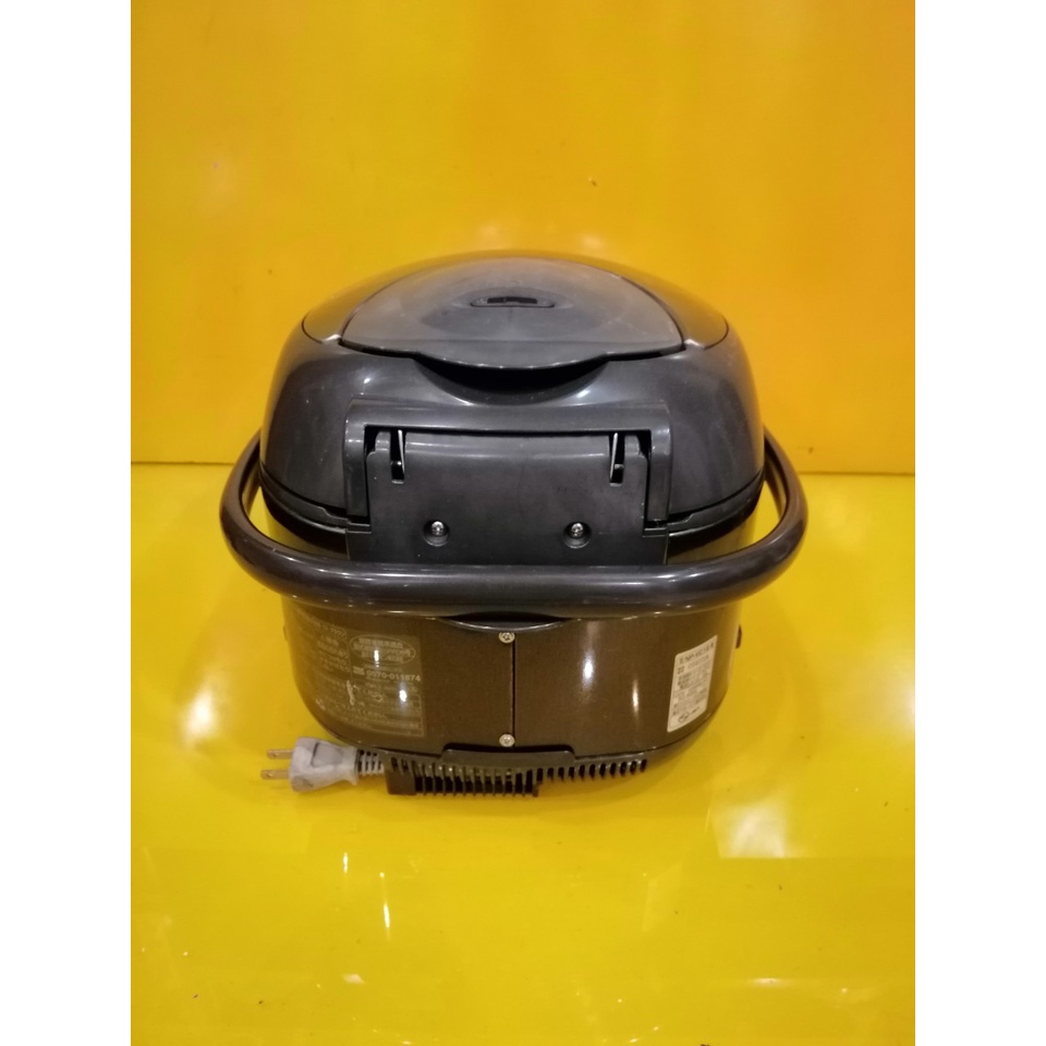 Nồi cơm nội địa Nhật cao tần (IH) Zojirushi NP-VC18 (1.8L) (0940728)