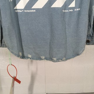 Áo Khoác Jean Off White 01