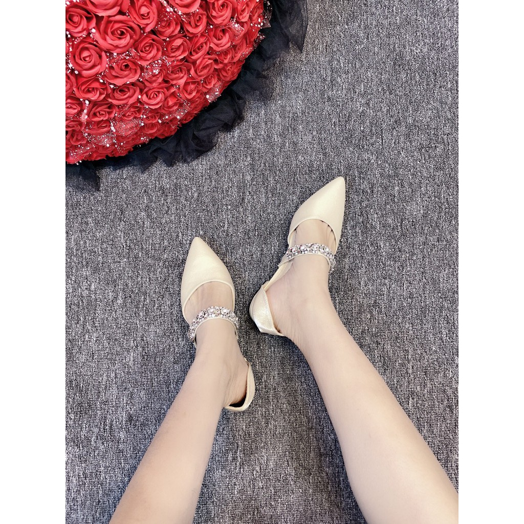 [SIÊU PHẨM MỚI VỀ] GIÀY BÚP BÊ NỮ LỤA BÓNG QUAI NGANG ĐÍNH ĐÁ LỚN SIÊU HOT HIT KÈM ẢNH CHỤP THẬT | BigBuy360 - bigbuy360.vn