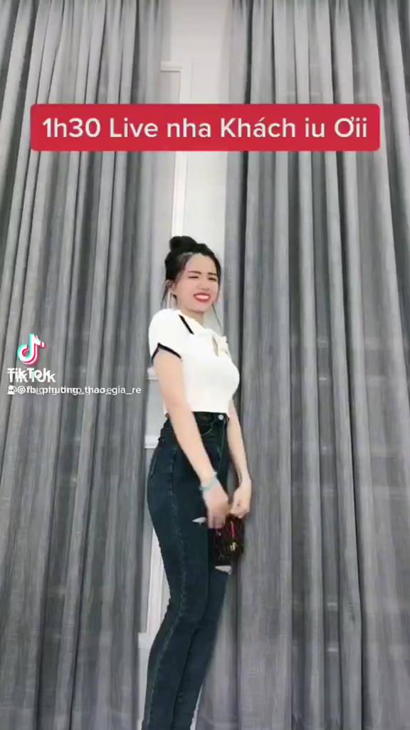 Quần Jean Siêu Cao Rách Hai Đường Bao Chất Bao From Siêu Đẹp | BigBuy360 - bigbuy360.vn