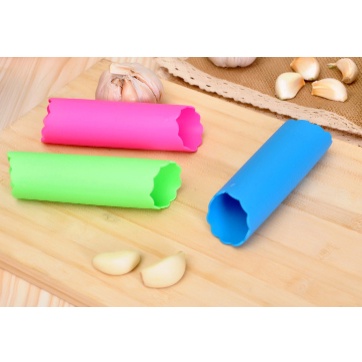 Dụng Cụ Bóc vỏ Tỏi Không Hôi Tay