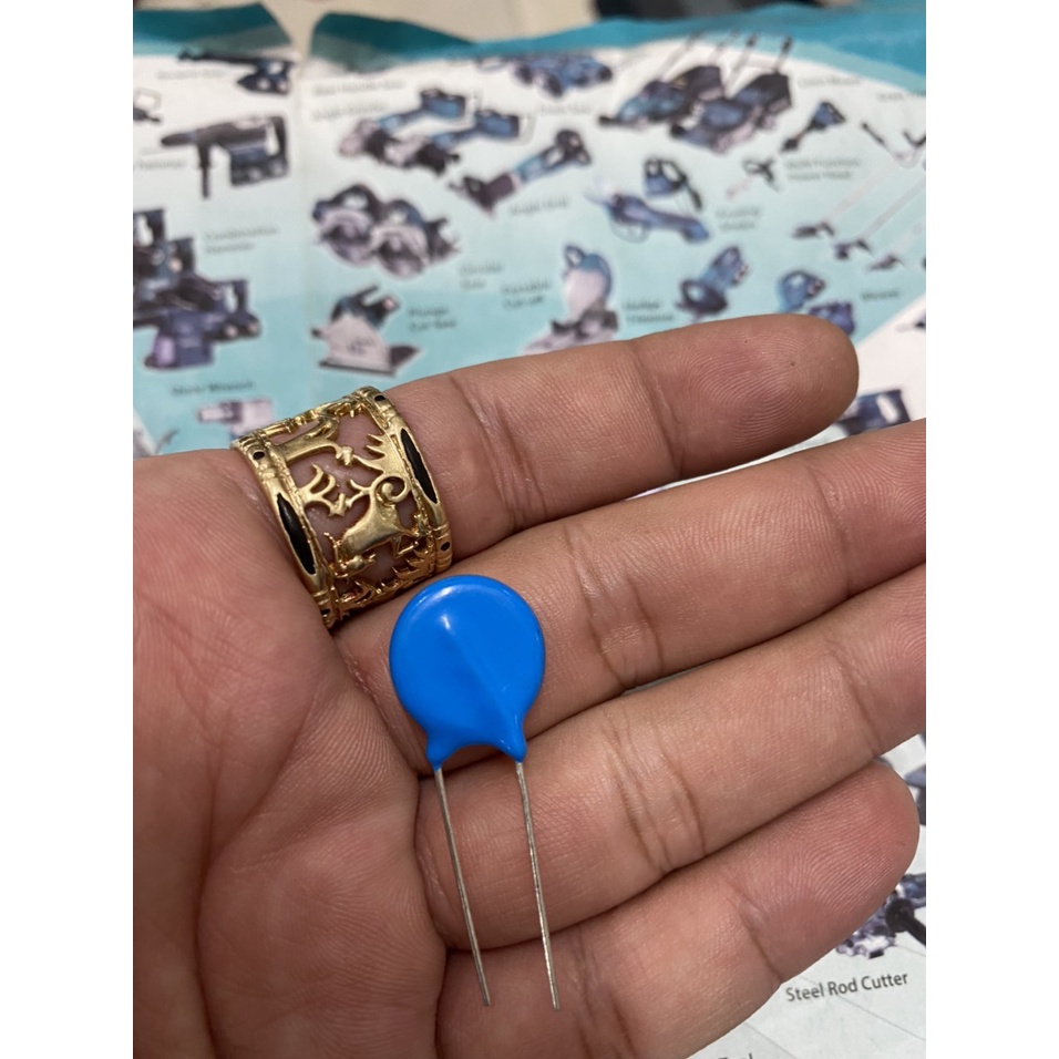 Tụ chống sét varistor 14d471k 470V. BN.