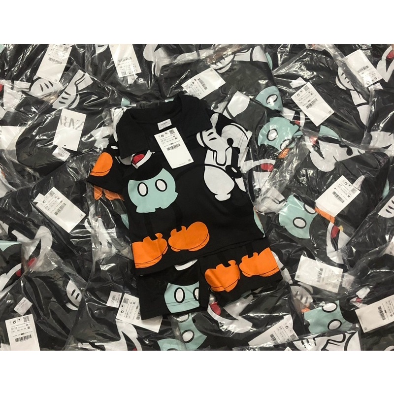 Bộ cộc tay có cổ in hoạ tiết Mic.key cho bé trai size từ 10-22 cân