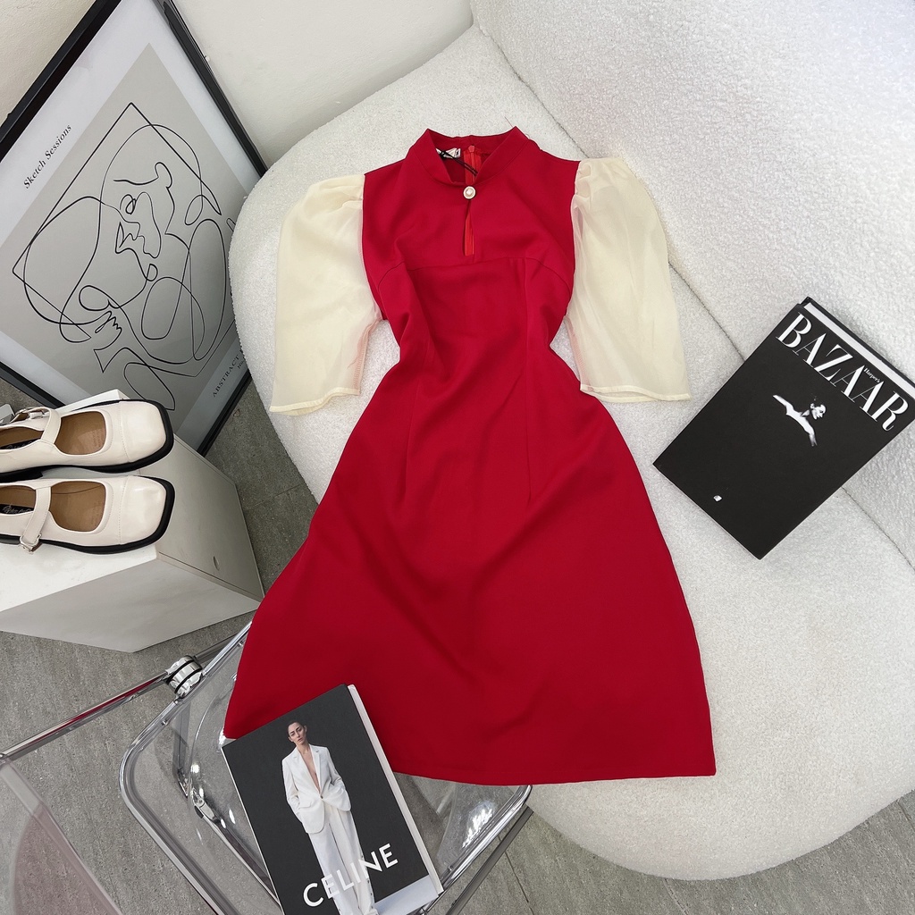 ĐẦM CỔ TÀU ĐỎ TAY VOAN TRẮNG KHOÉT GIỌT NƯỚC